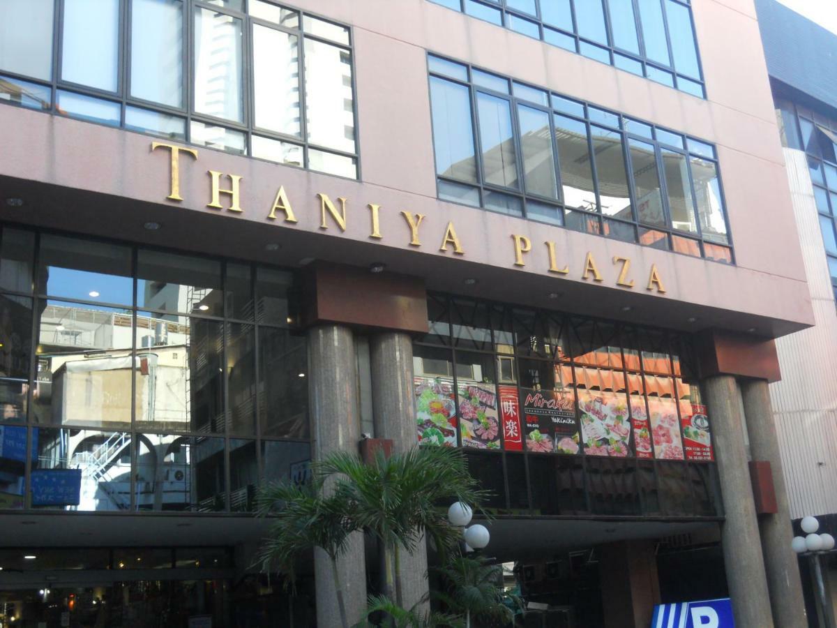 Travel Lodge Surawong (Adults Only) Bangkok Exteriör bild