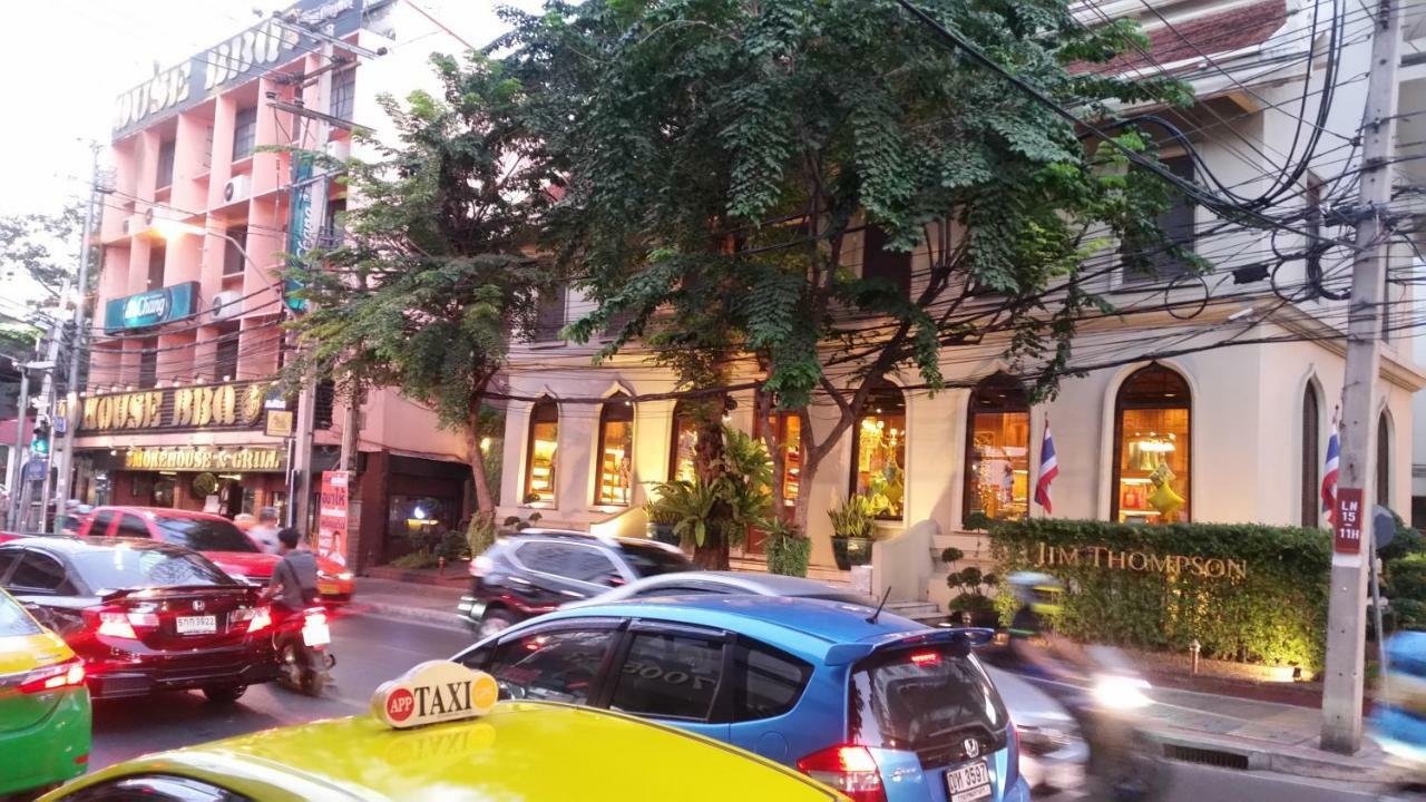 Travel Lodge Surawong (Adults Only) Bangkok Exteriör bild